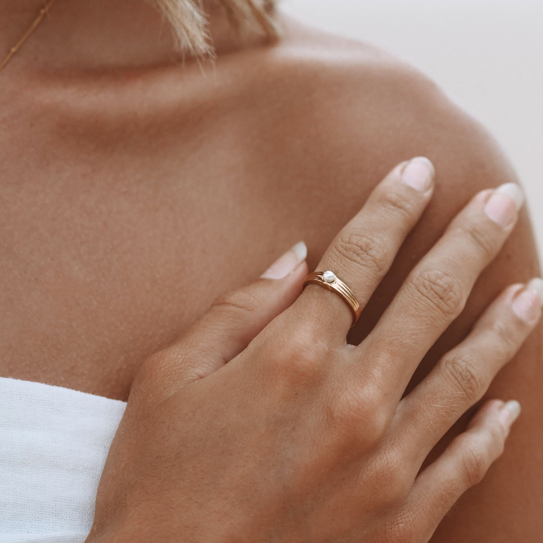 Dainty Gold Pearl Ring