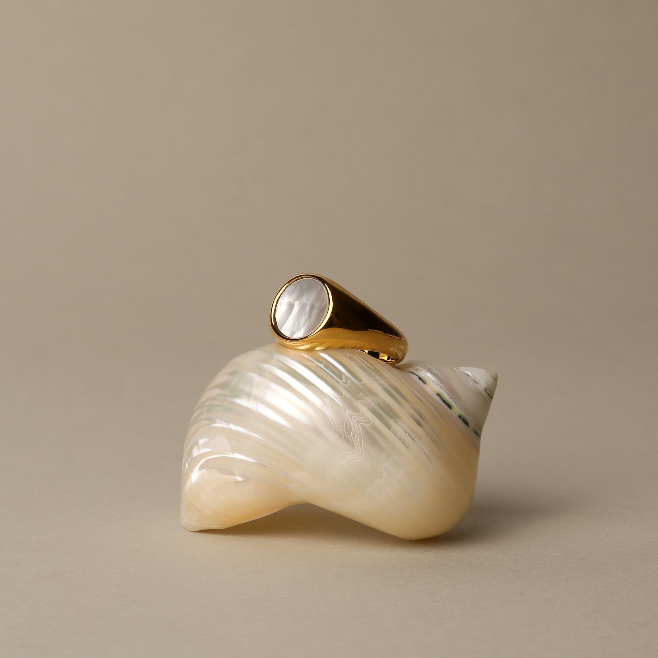 Gold Mother Pearl Ring