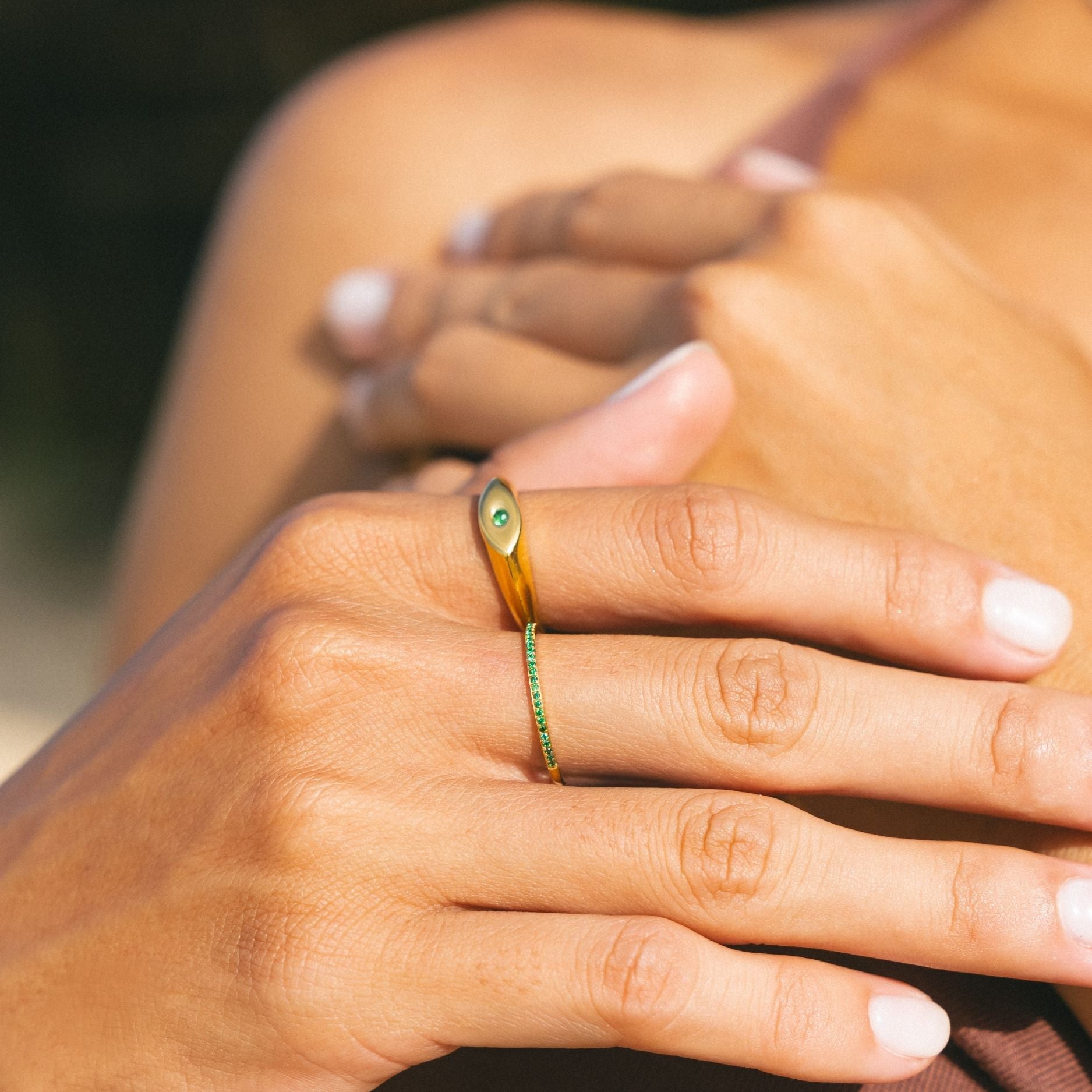 Green Glimmering Ring