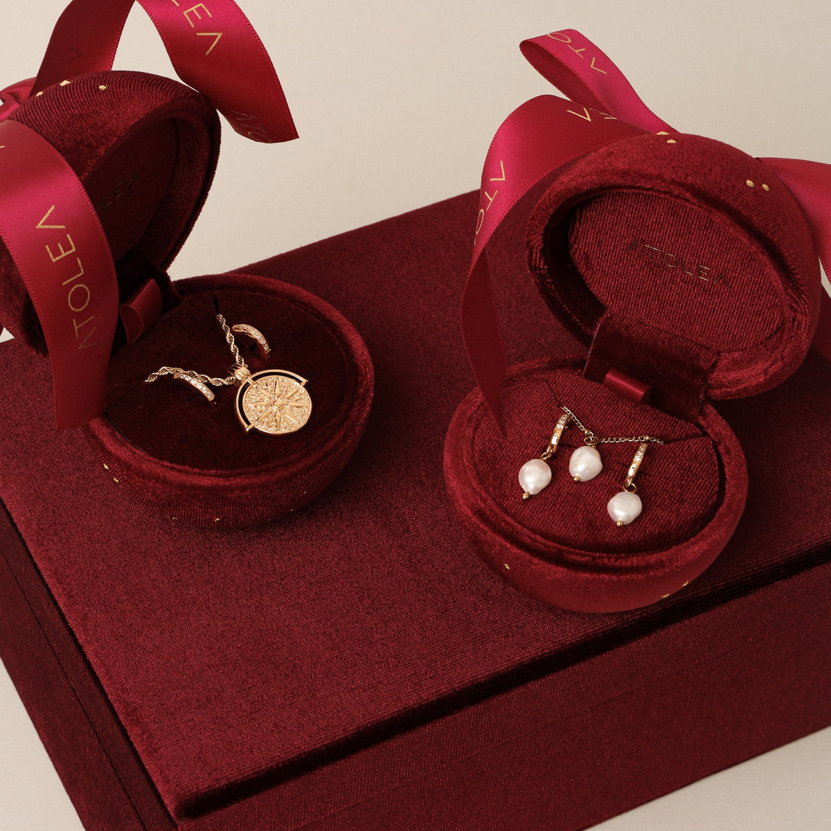 Pearl Bauble Gift