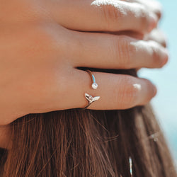 Whale Tail Ring (5603626090664)